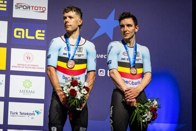 HESTERS Jules, DE BUYST Jasper UEC Track Cycling European Championships Konya 2026 HESTERS Jules DE BUYST Jasper BEL Belgium Third Place Award Ceremony Medal Ceremony Podium Landscape horizontal Landscape Event Event UEC Track Cycling European Championships 2026 Category Category Cycling Track Cycling European Championships Location Location Asia Türkiye Konya Discipline Madison Category Elite Men Distance 50 km Date Date 05 02 2026 Thursday Day 5