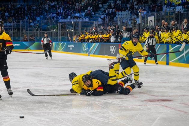 Sweden v Germany - Ice hockey, Eishockey Women s Prelim. Round - Group B Jungaker Mira (SWE) participates in the Winter Olympic Games, Olympische Spiele, Olympia, OS at the Milano Rho Ice Hockey Arena in Milano, Italy, on February 5, 2026. Milano Lombardia Italy  Copyright: xFedericoxManonix originalFilename:manoni-icehocke260205_npe1z.jpg