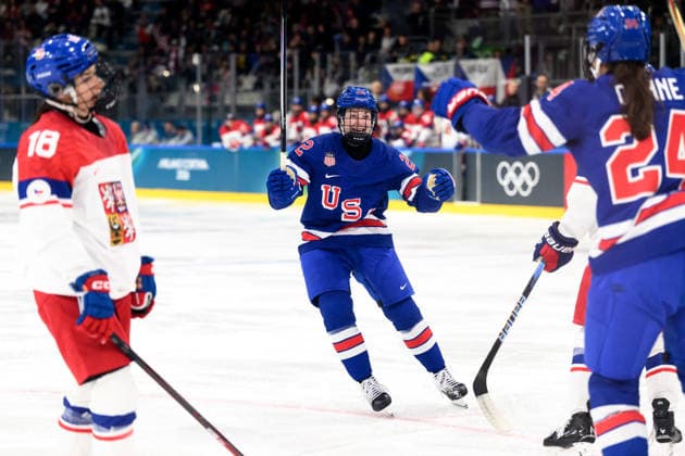 260205 Tessa Janecke of USA celebrates after 2-0 scored by Joy Dunne in the women s Ice hockey, Eishockey game between USA and Czech Republic during day -1 of the 2026 Winter Olympics on February 5, 2026 in Milan. Photo: Carl Sandin BILDBYRAN kod CS CS0851 ishockey ice hockey Olympic Games, Olympische Spiele, Olympia, OS olympics winter olympics os ol olympiska spel vinter-os olympiske leker milano cortina 2026 milan cortina 2026 milano cortina 2026 olympic games milano cortina 2026 winter olympic games milano cortina-os milano cortina-ol vinter-ol -1 bbeng jubel *** 260205 Tessa Janecke of USA celebrates after 2 0 scored by Joy Dunne in the women s ice hockey game between USA and Czech Republic during day 1 of the 2026 Winter Olympics on February 5, 2026 in Milan Photo Carl Sandin BILDBYRAN kod CS CS0851 ishockey ice hockey olympic games olympics winter olympics os ol olympiska spel vinter os olympiske leker milano cortina 2026 milan cortina 2026 milano cortina 2026 olympic games milano cortina 2026 winter olympic games milano cortina os milano cortina ol vinter ol 1 bbeng jubel  Copyright: CARLxSANDIN BB260205CS091