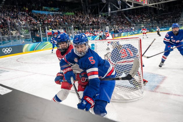 February 5, 2026, Milano, Lombardia, Italy: Plosova Tereza (cze),Keller Megan (usa) during the Winter Olympic Games, Olympische Spiele, Olympia, OS Milano Cortina 2026, at the Milano Rho Ice hockey, Eishockey Arena, on February 5, 2026 in Milano, Italy Milano Italy - ZUMAm345 20260205_zsp_m345_052 Copyright: xFedericoxManonix