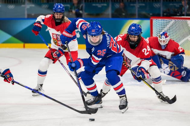 260205 Tereza Pistekova and Sara Cajanova against Alex Carpenter of USAin the women s Ice hockey, Eishockey game between USA and Czech Republic during day -1 of the 2026 Winter Olympics on February 5, 2026 in Milan. Photo: Emma Wallskog BILDBYRAN kod EW CS0851 ishockey ice hockey Olympic Games, Olympische Spiele, Olympia, OS olympics winter olympics os ol olympiska spel vinter-os olympiske leker milano cortina 2026 milan cortina 2026 milano cortina 2026 olympic games milano cortina 2026 winter olympic games milano cortina-os milano cortina-ol vinter-ol -1 bbeng *** 260205 Tereza Pistekova and Sara Cajanova against Alex Carpenter of USAin the women s ice hockey game between USA and Czech Republic during day 1 of the 2026 Winter Olympics on February 5, 2026 in Milan Photo Emma Wallskog BILDBYRAN code EW CS0851 ice hockey ice hockey olympic games olympics winter olympics os ol olympiska spel vinter os olympiske leker milano cortina 2026 milan cortina 2026 milano cortina 2026 olympic games milano cortina 2026 winter olympic games milano cortina os milano cortina ol vinter ol 1 bbeng  Copyright: EMMAxWALLSKOG BB260205EW008