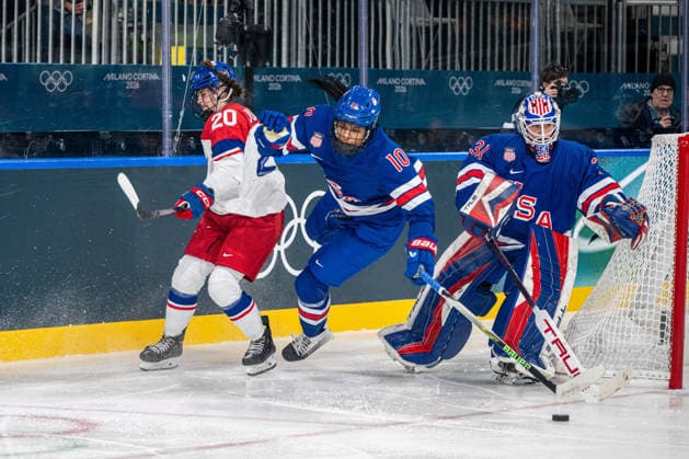 Jurickova Barbora (cze),Edwards Laila (usa) during the Winter Olympic Games, Olympische Spiele, Olympia, OS Milano Cortina 2026, at the Milano Rho Ice hockey, Eishockey Arena, on February 5, 2026 in Milano, Italy  Copyright: xFedericoxManoni IPAxSportx xipa-agency.netx xx IPA_70999439 IPA_Agency_IPA70999439