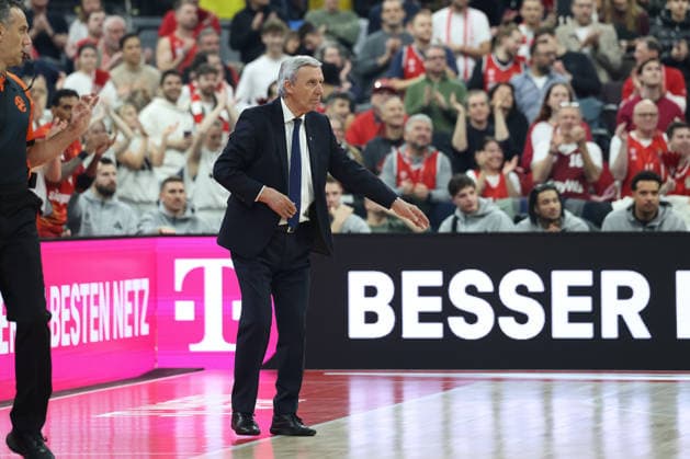 Svetislav Pesic FC Bayern Basketball, Head Coach gesticulates, GER, FC Bayern Basketball vs AS Monaco, Basketball, Euroleague, Matchday 27, Season 2025 2026, 05 02 2026, GER, FC Bayern Basketball vs AS Monaco, Basketball, Euroleague, Matchday 27, Season 2025 2026, 05 02 2026 Munich Copyright: xEibner-Pressefoto JennixMaulx EP_JML