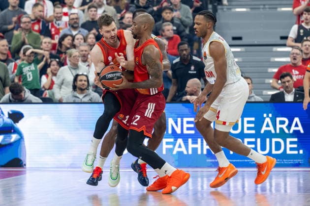 Andreas Obst 13 FC Bayern Basketball , Isiaha Mike 22 FC Bayern Basketball , Jaron Blossomgame 4 AS Monaco Basket , FC Bayern Basketball vs AS Monaco Basket, EuroLeague 27 Matchday, 05 02 2026 Munich Bavaria Germany Copyright: xkolbert-press UlrichxGamelx