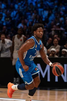 Dubai Basketball v Real Madrid - EuroLeague: DUBAI, UNITED ARAB EMIRATES – FEBRUARY 5: Real Madrid s Andres Feliz in action during the EuroLeague 2025–26 regular season game at Coca-Cola Arena in Dubai, United Arab Emirates on February 5, 2026. Waleed Zein Anadolu Dubai United Arab Emirates. Editorial use only. Please get in touch for any other usage.  Copyright: x2026xAnadoluxWaleedxZeinx