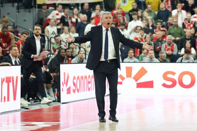 Svetislav Pesic FC Bayern Basketball, Head Coach gesticulates, GER, FC Bayern Basketball vs AS Monaco, Basketball, Euroleague, Matchday 27, Season 2025 2026, 05 02 2026, GER, FC Bayern Basketball vs AS Monaco, Basketball, Euroleague, Matchday 27, Season 2025 2026, 05 02 2026 Munich Copyright: xEibner-Pressefoto JennixMaulx EP_JML