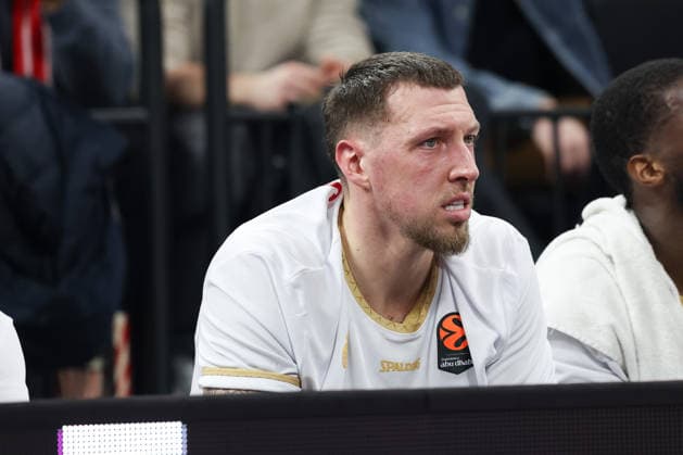 Daniel Theis AS Monaco, 10 on the bench, GER, FC Bayern Basketball vs AS Monaco, Basketball, Euroleague, Matchday 27, Season 2025 2026, 05 02 2026, GER, FC Bayern Basketball vs AS Monaco, Basketball, Euroleague, Matchday 27, Season 2025 2026, 05 02 2026 Munich Copyright: xEibner-Pressefoto JennixMaulx EP_JML