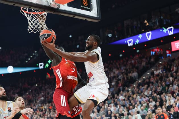 Alpha Diallo AS Monaco, 11 at the basket with Wenyen Gabriel FC Bayern Basketball, 32 , GER, FC Bayern Basketball vs AS Monaco, Basketball, Euroleague, Matchday 27, Season 2025 2026, 05 02 2026, GER, FC Bayern Basketball vs AS Monaco, Basketball, Euroleague, Matchday 27, Season 2025 2026, 05 02 2026 Munich Copyright: xEibner-Pressefoto JennixMaulx EP_JML