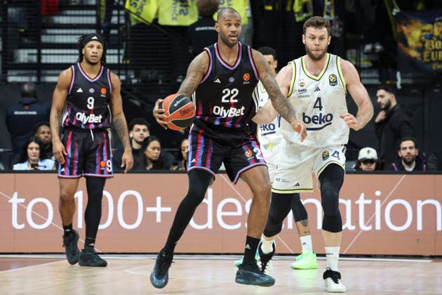 BASKET BALL : Paris Basket Vs Fenerbahce - Euroligue - 05 02 2026 Amath MBaye (Paris) Vs Nicolo Melli (Fenerbahce) ParisFrance  Copyright: xMichaelxBaucherx