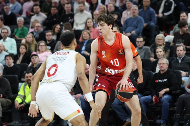 Justinian Jessup FC Bayern Basketball, 10 with Elie Okobo AS Monaco, 00 , GER, FC Bayern Basketball vs AS Monaco, Basketball, Euroleague, Matchday 27, Season 2025 2026, 05 02 2026, GER, FC Bayern Basketball vs AS Monaco, Basketball, Euroleague, Matchday 27, Season 2025 2026, 05 02 2026 Munich Copyright: xEibner-Pressefoto JennixMaulx EP_JML