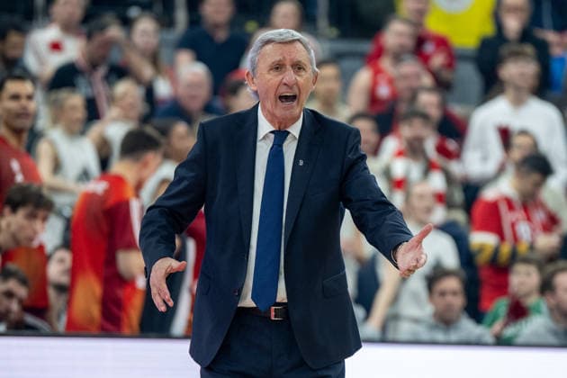 Head coach Svetislav Persic FC Bayern Basketball screams, FC Bayern Basketball vs AS Monaco Basket, EuroLeague 27 Matchday, 05 02 2026 Munich Bavaria Germany Copyright: xkolbert-press UlrichxGamelx