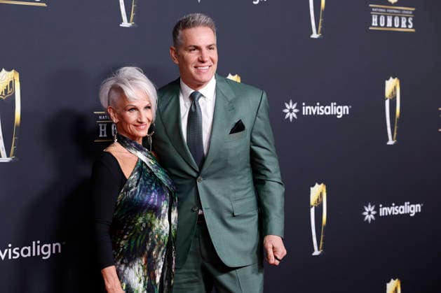 RECORD DATE NOT STATED Brenda Warner, left and Kurt Warner arrive on the red carpet at the 2026 NFL, American Football Herren, USA Honors presented by Invisalign in the days leading up to Super Bowl LX in San Francisco on Thursday, February 5, 2026. The New England Patriots will play the Seattle Seahawks in Super Bowl LX at Levi s Stadium in Santa Clara on Sunday, February 8, 2026.  SBP20260205361 JOHNxANGELILLO
