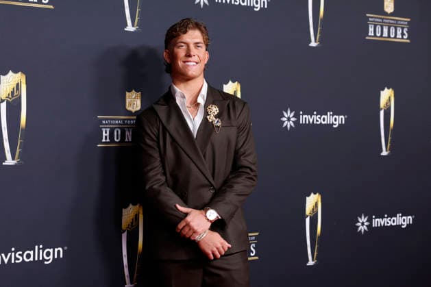 RECORD DATE NOT STATED Jaxson Dart arrives on the red carpet at the 2026 NFL, American Football Herren, USA Honors presented by Invisalign in the days leading up to Super Bowl LX in San Francisco on Thursday, February 5, 2026. The New England Patriots will play the Seattle Seahawks in Super Bowl LX at Levi s Stadium in Santa Clara on Sunday, February 8, 2026.  SBP20260205386 JOHNxANGELILLO