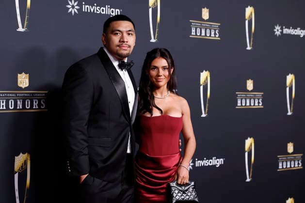 RECORD DATE NOT STATED Penei Sewell and Isabelle Sewell arrive on the red carpet at the 2026 NFL, American Football Herren, USA Honors presented by Invisalign in the days leading up to Super Bowl LX in San Francisco on Thursday, February 5, 2026. The New England Patriots will play the Seattle Seahawks in Super Bowl LX at Levi s Stadium in Santa Clara on Sunday, February 8, 2026.  SBP20260205389 JOHNxANGELILLO
