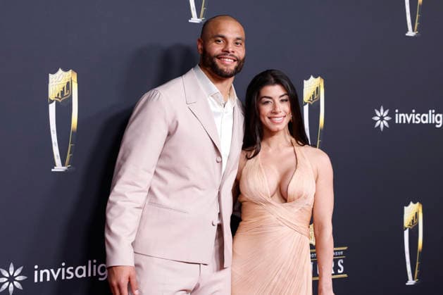RECORD DATE NOT STATED Dak Prescott and Sarah Jane Ramos arrive on the red carpet at the 2026 NFL, American Football Herren, USA Honors presented by Invisalign in the days leading up to Super Bowl LX in San Francisco on Thursday, February 5, 2026. The New England Patriots will play the Seattle Seahawks in Super Bowl LX at Levi s Stadium in Santa Clara on Sunday, February 8, 2026.  SBP20260205359 JOHNxANGELILLO