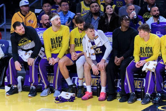 February 5, 2026, Los Angeles, California, USA: (L-R) Luka Doncic 77, Drew Timme 17, Maxi Kleber 14, Jake LaRavia 12, Adou Thiero 1 and Dalton Knecht 4 of the Los Angeles Lakers on the bench with shirts celebrating Black History Month during their regular season NBA, Basketball Herren, USA game against the Philadelphia 76ers on Thursday February 5, 2026 at Crypto.com Arena in Los Angeles, California. ARIANA RUIZ PI Los Angeles USA - ZUMAp124 20260205_zaa_p124_002 Copyright: xArianaxRuizx