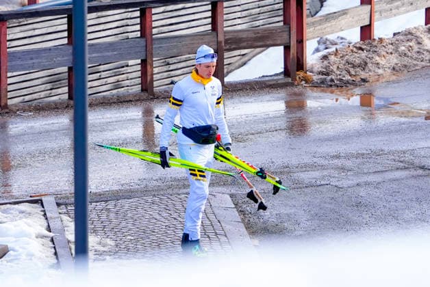 BEER Val di Fiemme, Italy 20260206. Kristin Austgulen Fosnaes on her way to training before the Winter Olympics in Milano Cortina 2026.Photo: Lise Aserud NTB Val di Fiemme Italy EDITORIAL USE ONLY. RESTRICTED USE FOR BETTING COMPANIES Ref:_SPOO3OhbKxE_DY.jpg *** BEER Val di Fiemme, Italy 20260206 Kristin Austgulen Fosnaes on her way to training before the Winter Olympics in Milano Cortina 2026 Photo Lise Aserud NTB Val di Fiemme Italy EDITORIAL USE ONLY RESTRICTED USE FOR BETTING COMPANIES  Copyright: xLisexAserudxx xNTBx
