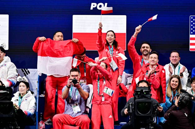 Poland Team, during Sofiia DOVHAL & Wiktor KULESZ (POL) Team Event - Ice Dance Rhythm Dance, at the Olympic Winter games, Winterspiele,Spiele, Summer games Milano Cortina 2026, at Milano Ice Skating Arena, on February 6, 2026 in Milan, Italy. Noxthirdxpartyxsales  aflo_318666407
