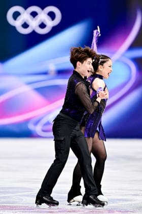 Utana YOSHIDA & Masaya MORITA (JPN), during Team Event - Ice Dance Rhythm Dance, at the Olympic Winter games, Winterspiele,Spiele, Summer games Milano Cortina 2026, at Milano Ice Skating Arena, on February 6, 2026 in Milan, Italy. Noxthirdxpartyxsales  aflo_318666411