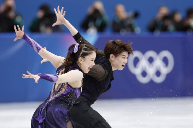 Milan Cortina Olympics: Figure skating, Eiskunstlauf Japanese ice dancers Utana Yoshida (L) and Masaya Morita perform their rhythm dance during the figure skating team event at the Milan Cortina Olympics at Milano Ice Skating Arena in Milan on Feb. 6, 2026.  A14AA0005248573P