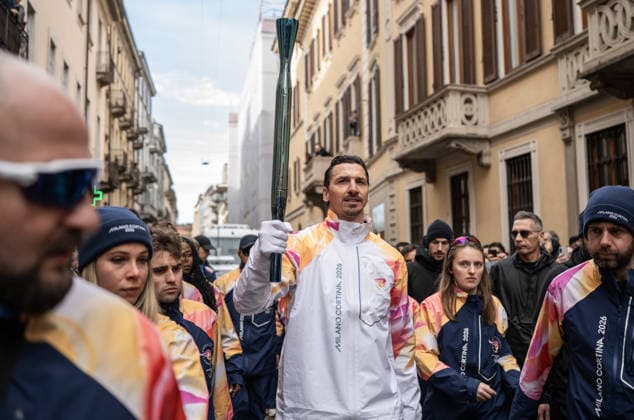 260206 Former football player Zlatan Ibrahimovic of Sweden carrying the Olympic Flame during the final day of the torch relay of the 2026 Winter Olympics on February 6, 2026 in Milan. Photo: Joel Marklund BILDBYRAN kod JM JM0782 bbeng Olympic Games, Olympische Spiele, Olympia, OS olympics winter olympics os ol olympiska spel vinter-os olympiske leker milano cortina 2026 milan cortina 2026 milano cortina 2026 olympic games milano cortina 2026 winter olympic games milano cortina-os milano cortina-ol vinter-ol fackelstafett sverige fotboll fotball football *** 260206 Former football player Zlatan Ibrahimovic of Sweden carrying the Olympic Flame during the final day of the torch relay of the 2026 Winter Olympics on February 6, 2026 in Milan Photo Joel Marklund BILDBYRAN kod JM JM0782 bbeng olympic games olympics winter olympics os ol olympiska spel vinter os olympiske leker milano cortina 2026 milan cortina 2026 milano cortina 2026 olympic games milano cortina 2026 winter olympic games milano cortina os milano cortina ol vinter ol torch relay sverige fotboll fotboll football football  Copyright: JOELxMARKLUND BB260206JM005