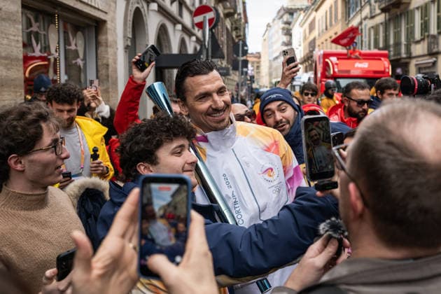 260206 Former football player Zlatan Ibrahimovic of Sweden carrying the Olympic Flame during the final day of the torch relay of the 2026 Winter Olympics on February 6, 2026 in Milan. Photo: Joel Marklund BILDBYRAN kod JM JM0782 bbeng Olympic Games, Olympische Spiele, Olympia, OS olympics winter olympics os ol olympiska spel vinter-os olympiske leker milano cortina 2026 milan cortina 2026 milano cortina 2026 olympic games milano cortina 2026 winter olympic games milano cortina-os milano cortina-ol vinter-ol fackelstafett sverige fotboll fotball football *** 260206 Former football player Zlatan Ibrahimovic of Sweden carrying the Olympic Flame during the final day of the torch relay of the 2026 Winter Olympics on February 6, 2026 in Milan Photo Joel Marklund BILDBYRAN kod JM JM0782 bbeng olympic games olympics winter olympics os ol olympiska spel vinter os olympiske leker milano cortina 2026 milan cortina 2026 milano cortina 2026 olympic games milano cortina 2026 winter olympic games milano cortina os milano cortina ol vinter ol torch relay sverige fotboll fotboll football football  Copyright: JOELxMARKLUND BB260206JM007