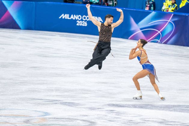 GIOCHI OLIMPICI - Olimpiadi Invernali Milano-Cortina 2026 - Figure skating, Eiskunstlauf Lilah Fear and Lewis Gibson from Great Britain during the Winter Olympic Games, Olympische Spiele, Olympia, OS Milano Cortina 2026, Milano Ice Skating Arena, on February 6, 2026 in Milano, Italy Cortina D Ampezzo Italy  Copyright: xIPAxSport ABACAx