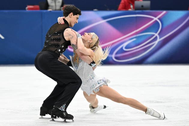 GILLES Piper POIRIER Paul (CAN) during Figure skating, Eiskunstlauf - TEAM competition Dance - Rhythmic Dance, Olympic Winter games, Winterspiele,Spiele, Summer games Milano-Cortina 2026 in Milano, Italy, February 06 2026  Copyright: xFilippoxTomasi IPAxSportx xipa-agency.netx xx IPA_71026617 IPA_Agency_IPA71026617
