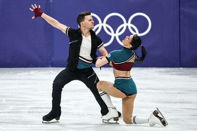 ITALY, MILAN - FEBRUARY 6, 2026: Ice dancers Charlene Guignard (R) and Marco Fabbri of Italy perform their rhythm dance during the team Figure skating, Eiskunstlauf event at Milano Ice Skating Arena as part of the 2026 Winter Olympic Games, Olympische Spiele, Olympia, OS 2026 Winter Olympics: Team Figure Skating, Rhythm Dance  - ZUMAt113 20260206_zaa_t113_098 Copyright: xMikhailxTereshchenkox