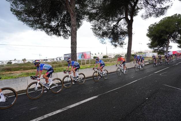 The pack of riders pictured in action during stage 3 of the 2026 Volta Comunitat Valenciana, Tour of Valencia cycling race, a race from Orihuela to San Vicente del Raspeig (158,2 km), on Friday 06 February 2026 in Spain. The race takes place from 4 to 8 February and runs through the three provinces of the Valencian Community. JOMAxGARCIA  x161504270x