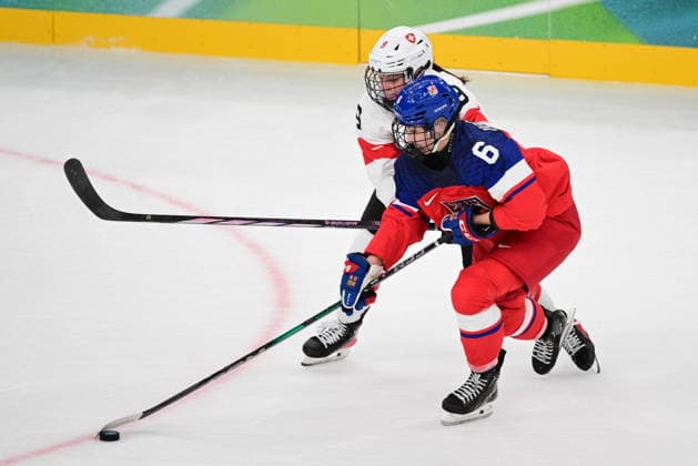 L-R Shannon Sigrist (SUI) and Linda Vocetkova (CZE) in action during women s Ice hockey, Eishockey match of Group A: Czechia vs Switzerland, at the Milano Cortina 2026 Winter Olympic Games, Olympische Spiele, Olympia, OS in Milan, Italy, on February 6, 2026. (CTKxPhoto MichalxKamaryt) CTKPhotoP2026020606881  CTKPhotoP2026020606881