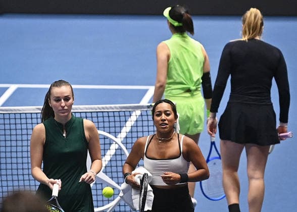 L-R Anastasia Detiucova (CZE) and Sabrina Santamari (USA) in the match against Shuo Feng (CHN) and Madeleine Brooks (UK) within the WTA, Tennis Damen women s tennis tournament Ostrava Open in Ostrava, Czech Republic, February 6, 2026. (CTKxPhoto JaroslavxOzana) CTKPhotoP2026020607485  CTKPhotoP2026020607485