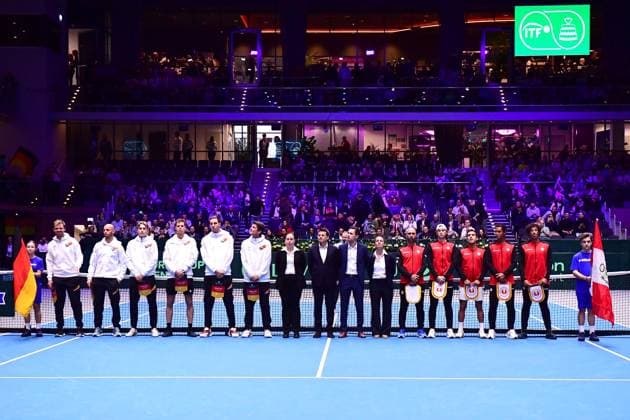 Tennis Davis Cup 2026 Germany Peru on 06 02 2026 at the Castello in Düsseldorf The two teams stand ready for the national anthem North Rhine-Westphalia Germany