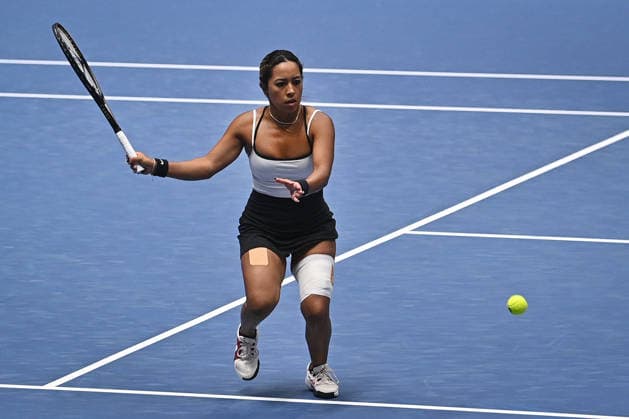 Anastasia Detiucova (CZE, not seen) and Sabrina Santamaria (USA) in the match against Shuo Feng (CHN) and Madeleine Brooks (UK) within the WTA, Tennis Damen women s tennis tournament Ostrava Open in Ostrava, Czech Republic, February 6, 2026. (CTKxPhoto JaroslavxOzana) CTKPhotoP2026020607791  CTKPhotoP2026020607791