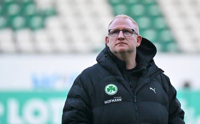 06 02 2026 Soccer Season 2025 2026 2 Soccer Bundesliga 21 Matchday SpVgg Greuther Fürth SGF Kleeblatt 1 FC Magdeburg FCM Sportfoto Zink MeZi xmexzix DFL regulations prohibit any use of photographs as image sequences and or quasi video only for editorial use Heiko Vogel Trainer SpVgg Greuther Fürth