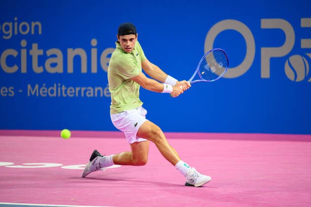 February 6, 2026, Perols, Montpellier, Occitanie, France: Arthur Gea of France delivers a back hand shot during his match against Adrian Mannarino of France at Open Occitanie on February 6, 2026, at Sud de France Arena in Montpellier, France. Perols, Montpellier France - ZUMAc313 20260206_zsp_c313_005 Copyright: xFaresxChafaix