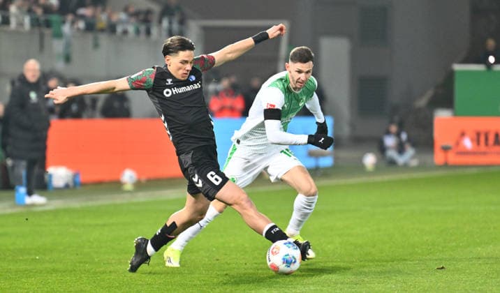 06 02 2026 Soccer Season 2025 2026 2 Soccer Bundesliga 21 Matchday SpVgg Greuther Fürth SGF Kleeblatt 1 FC Magdeburg FCM Sportfoto Zink xwoxzix DFL regulations prohibit any use of photographs as image sequences and or quasi video only for editorial use Dariusz Stalmach 6, 1 FC Magdeburg FCM Branimir Hrgota 10, SpVgg Greuther Fürth