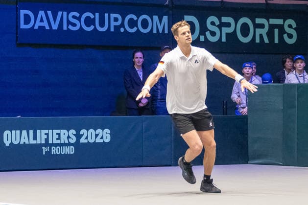 Yannick Hanfmann Team Germany celebrates the victory and thus first point for Germany Germany vs Peru, Tennis, Davis Cup, 01 round, 06 and 07 02 2026 Germany vs Peru, Tennis, Davis Cup, 01 round, 06 and 07 02 2026 Duesseldorf Copyright: xEibner-Pressefoto ThomasxHaeslerx EP_THR