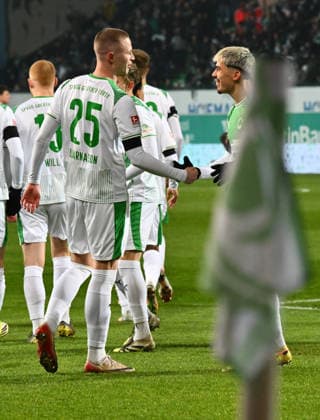06 02 2026 Soccer Season 2025 2026 2 Soccer Bundesliga 21 Matchday SpVgg Greuther Fürth SGF Kleeblatt 1 FC Magdeburg FCM Sportfoto Zink xwoxzix DFL regulations prohibit any use of photographs as image sequences and or quasi video only for editorial use Torjubel Jubel nach Treffer Torschuß zum 1 0 durch Brynjar Ingi Bjarnason 25, SpVgg Greuther Fürth Brynjar Ingi Bjarnason 25, SpVgg Greuther Fürth Aaron Keller 16, SpVgg Greuther Fürth