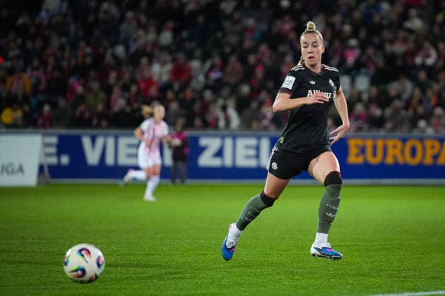 Soccer, Google Pixel Womens Bundesliga, 17 Matchday, 2025 2026, SC Freiburg vs FC Bayern Munich, 06 02 2026, Dreisamstadion, Freiburg, GIULIA GWINN FC Bayern Munich, 7 Freiburg Dreisamstadion Baden Württemberg Germany Copyright: xFINLEYxMÖRCHx