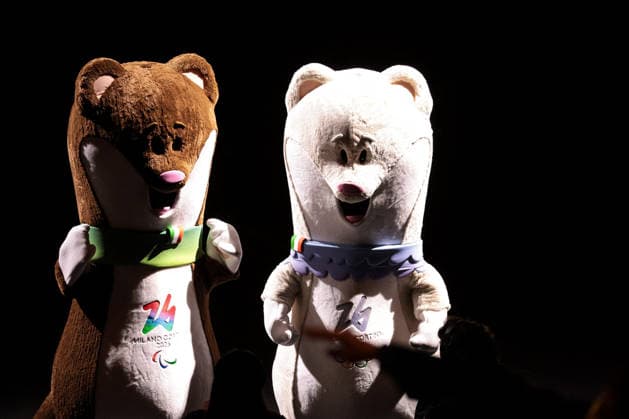 GIOCHI OLIMPICI - Olimpiadi Invernali Milano-Cortina 2026 - Opening Ceremony The Milano-Cortina Olympic Winter games, Winterspiele,Spiele, Summer games mascottes - Tina and Milo prior the Opening Ceremony of the Olympic Winter Games Milano-Cortina 2026 on February 06, 2026 at the Milano San Siro Olympic Stadium in Milan, Italy Cortina D Ampezzo Italy  Copyright: xIPAxSport ABACAx