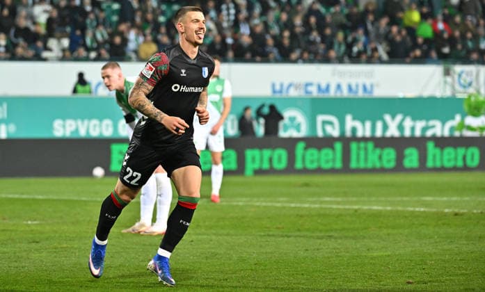 06 02 2026 Soccer Season 2025 2026 2 Soccer Bundesliga 21 Matchday SpVgg Greuther Fürth SGF Kleeblatt 1 FC Magdeburg FCM Sportfoto Zink MeZi xmexzix DFL regulations prohibit any use of photographs as image sequences and or quasi video only for editorial use Torjubel Jubel Freude nach Treffer Tor Torschuß zum 1 5 durch Mateusz Zukowski 22, 1 FC Magdeburg FCM