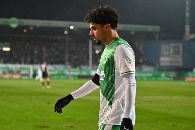 06 02 2026 Soccer Season 2025 2026 2 Soccer Bundesliga 21 Matchday SpVgg Greuther Fürth SGF Kleeblatt 1 FC Magdeburg FCM Sportfoto Zink xwoxzix DFL regulations prohibit any use of photographs as image sequences and or quasi video only for editorial use Aiman Dardari 11, SpVgg Greuther Fürth disappointed disappointment