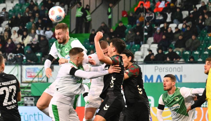 06 02 2026 Soccer Season 2025 2026 2 Soccer Bundesliga 21 Matchday SpVgg Greuther Fürth SGF Kleeblatt 1 FC Magdeburg FCM Sportfoto Zink xwoxzix DFL regulations prohibit any use of photographs as image sequences and or quasi video only for editorial use Treffer Goal Goal shot to 2 5 by Doni Edon Arifi 28, SpVgg Greuther Fürth evtl Brynjar Ingi Bjarnason 25, SpVgg Greuther Fürth