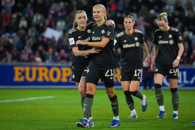 Soccer, Google Pixel Womens Bundesliga, 17 Matchday, 2025 2026, SC Freiburg vs FC Bayern Munich, 06 02 2026, Dreisamstadion, Freiburg, PERNILLE HARDER FC Bayern Munich, 21 Goal, Goal celebration, Freiburg Dreisamstadion Baden Württemberg Germany Copyright: xFINLEYxMÖRCHx
