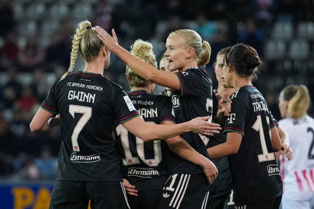 Soccer, Google Pixel Womens Bundesliga, 17 Matchday, 2025 2026, SC Freiburg vs FC Bayern Munich, 06 02 2026, Dreisamstadion, Freiburg, PERNILLE HARDER FC Bayern Munich, 21 Goal, Goal celebration, Freiburg Dreisamstadion Baden Württemberg Germany Copyright: xFINLEYxMÖRCHx