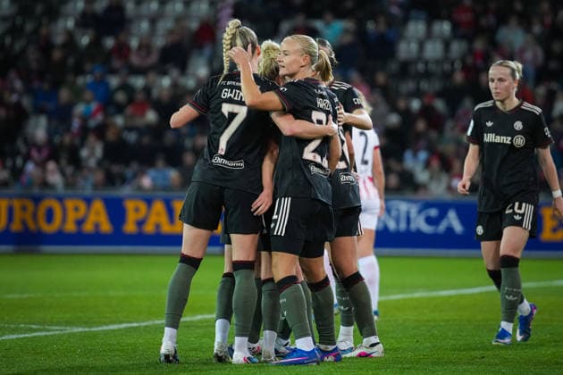Soccer, Google Pixel Womens Bundesliga, 17 Matchday, 2025 2026, SC Freiburg vs FC Bayern Munich, 06 02 2026, Dreisamstadion, Freiburg, PERNILLE HARDER FC Bayern Munich, 21 Goal, Goal celebration, Freiburg Dreisamstadion Baden Württemberg Germany Copyright: xFINLEYxMÖRCHx