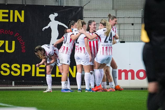 Soccer, Google Pixel Womens Bundesliga, Matchday 17, 2025 2026, SC Freiburg vs FC Bayern Munich, 06 02 2026, Dreisamstadion, Freiburg, Lisa Kolb SC Freiburg, Women 22 Goal, Goal celebration, Freiburg Dreisamstadion Baden Württemberg Germany Copyright: xFINLEYxMÖRCHx