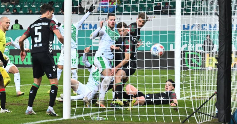06 02 2026 Soccer Season 2025 2026 2 Soccer Bundesliga 21 Matchday SpVgg Greuther Fürth SGF Kleeblatt 1 FC Magdeburg FCM Sportfoto Zink xwoxzix DFL regulations prohibit any use of photographs as image sequences and or quasi video only for editorial use Treffer Tor Torschuß zum 3 5 durch Jan Elvedi 15, SpVgg Greuther Fürth oder Philipp Ziereis 4, SpVgg Greuther Fürth