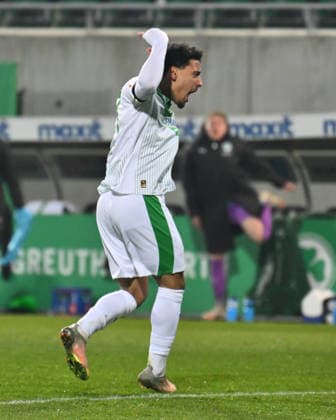 06 02 2026 Soccer Season 2025 2026 2 Soccer Bundesliga 21 Matchday SpVgg Greuther Fürth SGF Kleeblatt 1 FC Magdeburg FCM Sportfoto Zink xwoxzix DFL regulations prohibit any use of photographs as image sequences and or quasi video only for editorial use Torjubel Jubel Freude nach Treffer Tor Torschuß zum 4 5 durch Sayfallah Ltaief 47, SpVgg Greuther Fürth